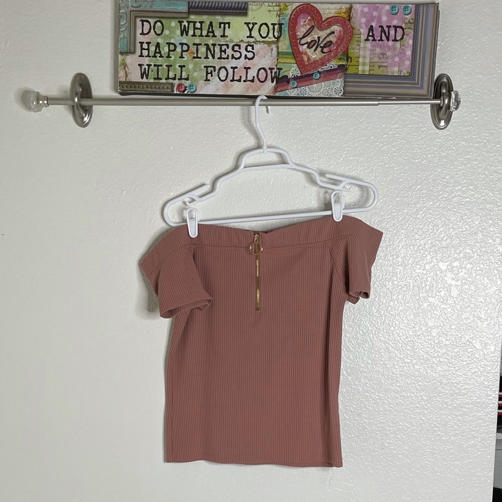 GBG Los Angeles Blush off the shoulder top
